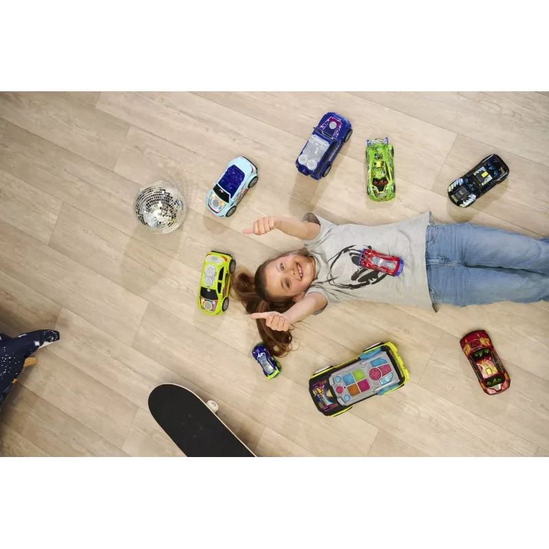 Samochód Dickie Toys Mercedes-Benz E-Class Beat Spinner Niebieski 3 Baterie AA