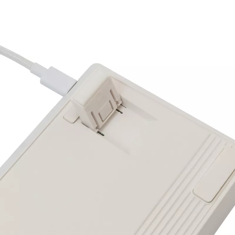 Klawiatura mechaniczna White Shark Shinobi-2 Brown Switch układ US — kompaktowa konstrukcja, przełączniki Brown