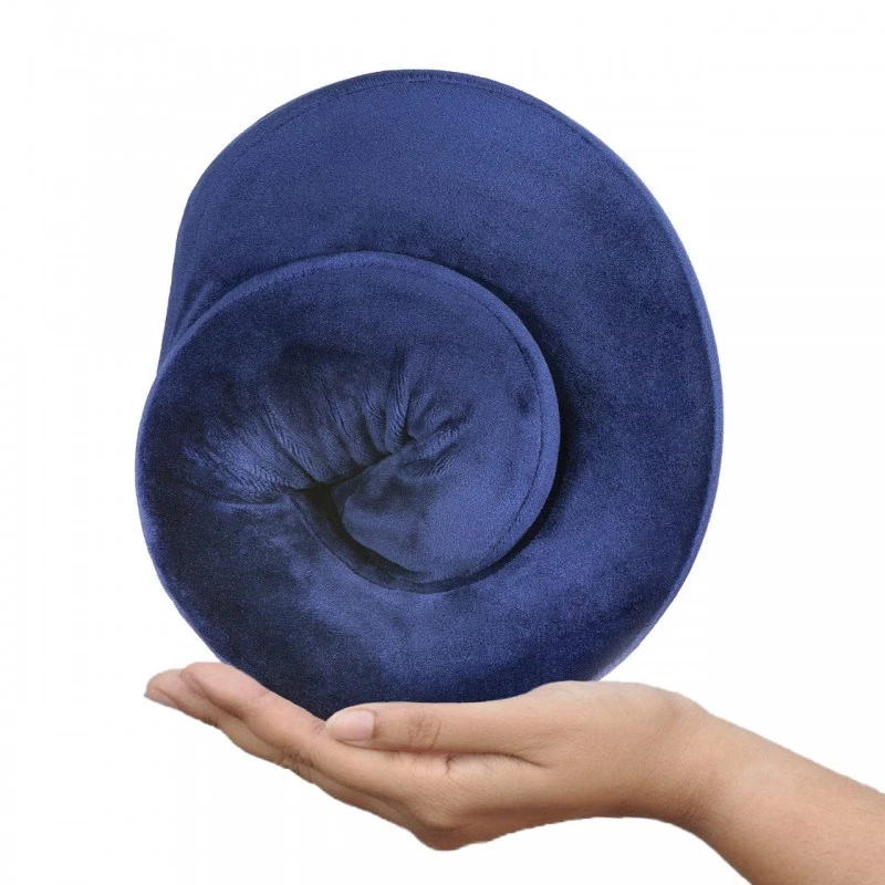 Podróżna poduszka na szyję Qmed DRQE3J1CDXUXP — konturowa ergonomiczna pianka PU, 240×230×125 mm, gęstość 45 kg/m³, granatowa