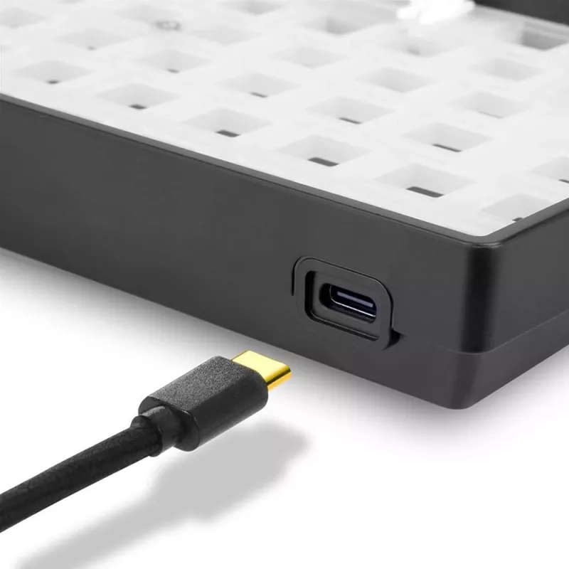 Sharkoon SKILLER SGK50 S3 Barebone Gaming Tastatur - komplett personalisierbare Gaming Tastatur im 75% Layout, Hot-Swap, RGB-Beleuchtung, QWERTZ-Layou