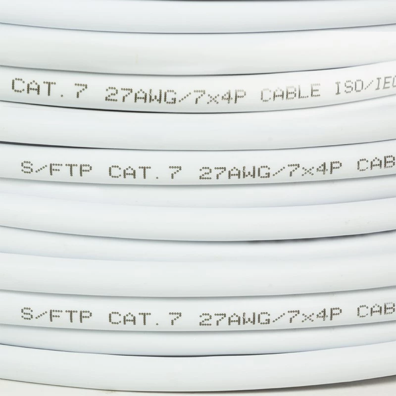 Kabel sieciowy LogiLink CPV0042 S/FTP Cat7 305 m Biały