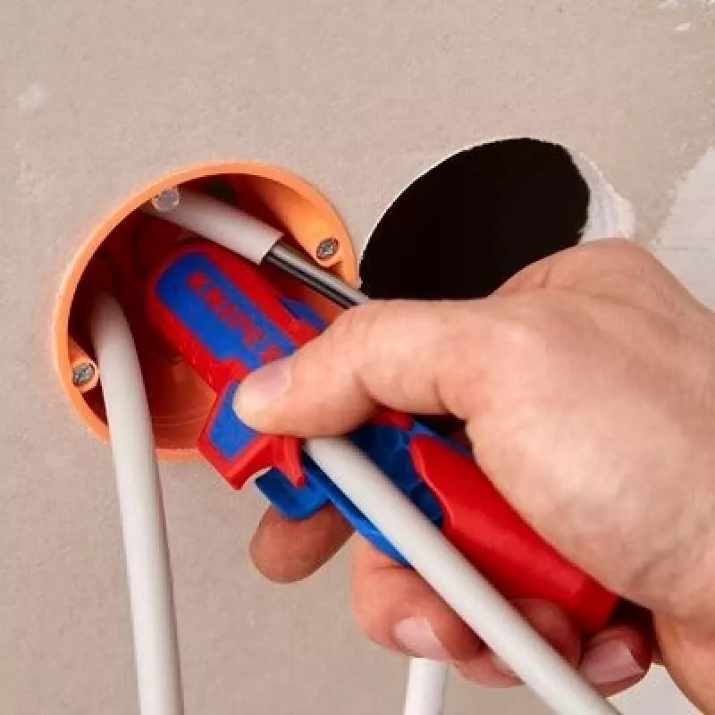 Narzędzie do zdejmowania izolacji Knipex ErgoStrip PV 16 95 03 do kabli PV, regulowany ogranicznik, ergonomiczna rękojeść