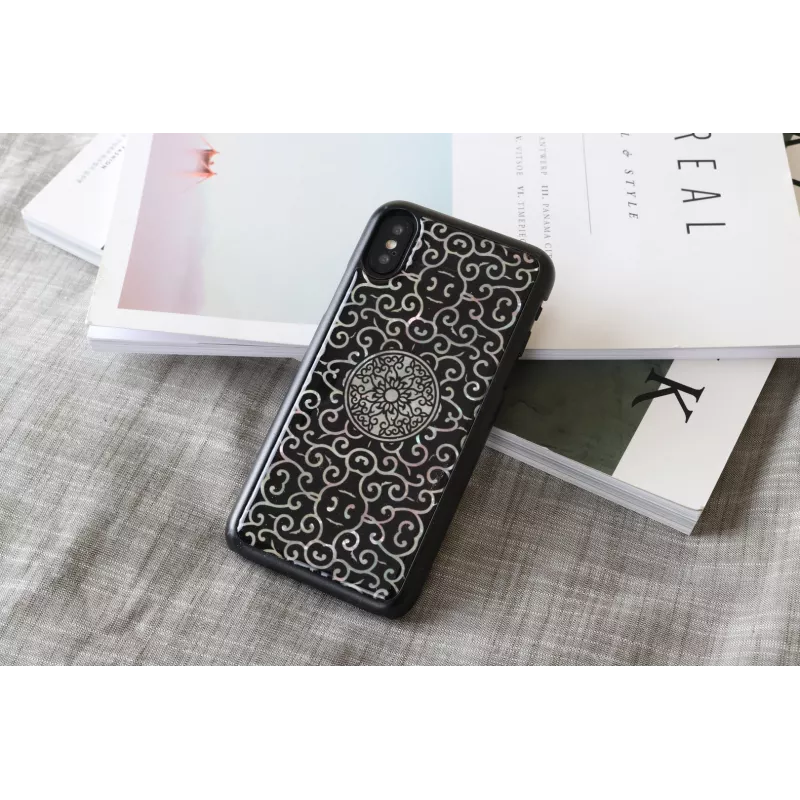 Etui na smartfona iKins Liana do iPhone XS / XS S — czarne etui ochronne