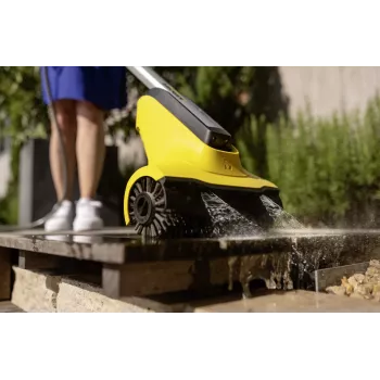 Pressure washer Karcher 1.644-011.0 — battery, 10 bar, 180 l/h, compact, 2.5 Ah Li-Ion
