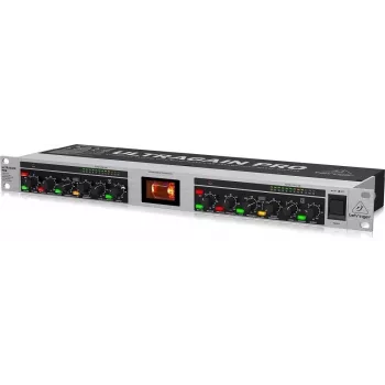 Behringer MIC2200 V2 Lampowy przedwzmacniacz mikrofonowy