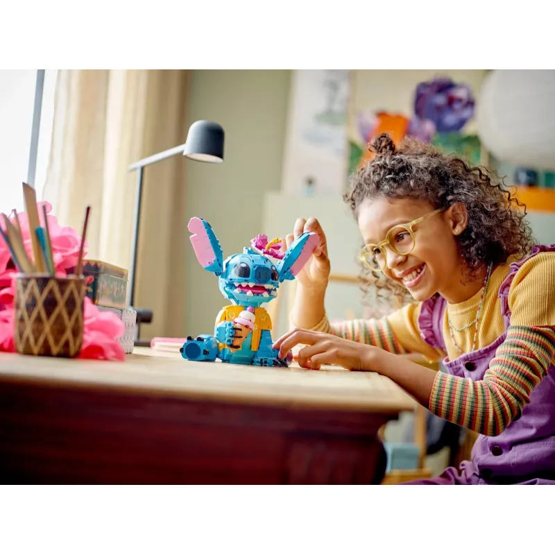 LEGO | Disney Stitch Zestaw do budowania dla dzieci z lodami w rożku 43249