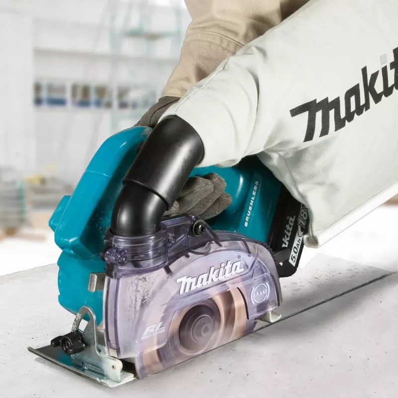Przenośna pilarka tarczowa Makita DCC500Z 12,5 cm zielona