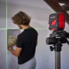 Poziomica laserowa Einhell TC-LL 2 G — samopoziomująca zielona krzyżowa i linia 360°