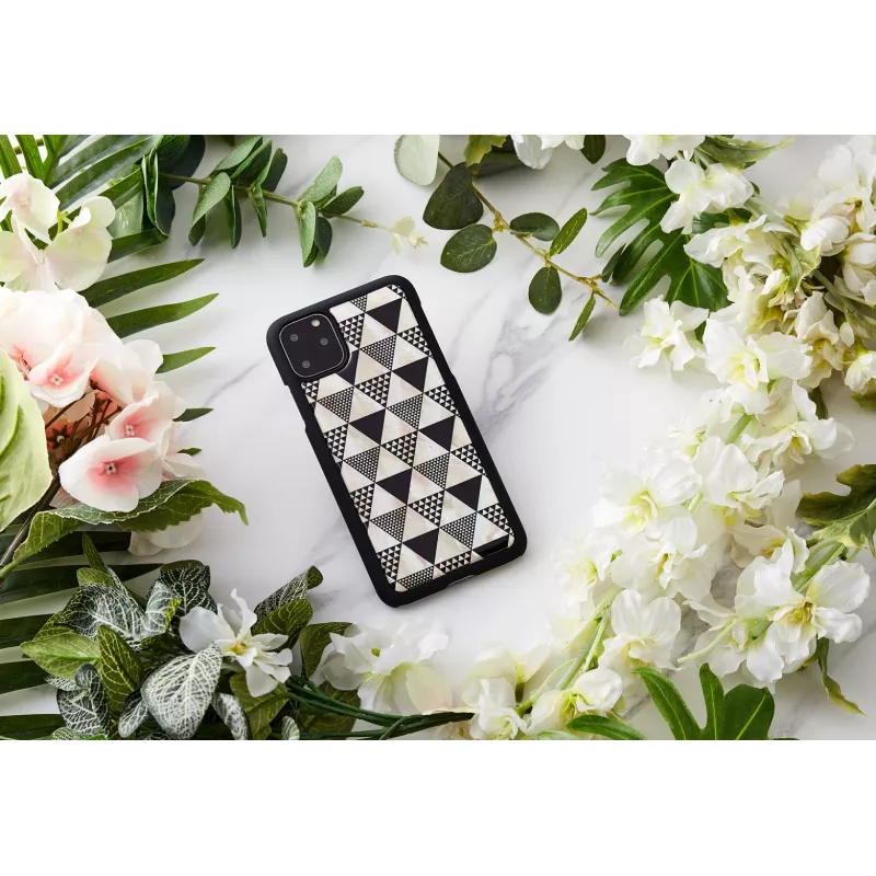 Etui na smartfona iKins do iPhone 11 Pro Max, czarne, wzór piramidy, ochronna twarda skorupa