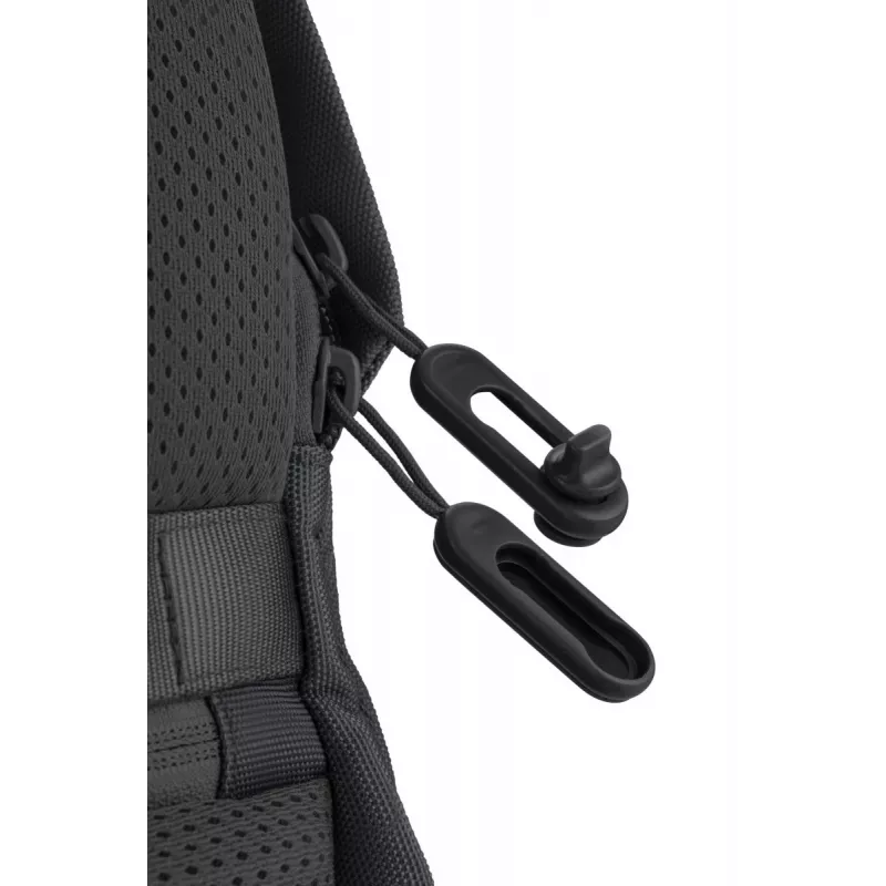 Plecak casualowy XDDESIGN Bobby Soft z komorą na notebooka 15,6 cala, 16 l, PET, czarny