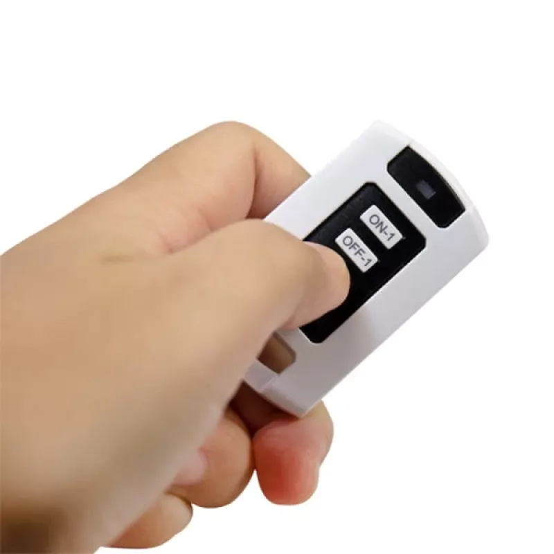 LogiLink LPS402 Przedłużacz zasilający 1,5 m 5 gniazd AC Wewnętrzny Biały