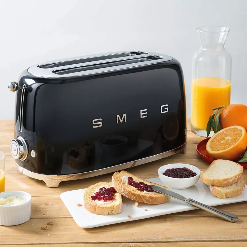Smeg - TSF02 Toster 4 kromki - Czarny/lakierowany/WxSxG 41x20,8x21,5 cm/6 stopni opiekania/1500W