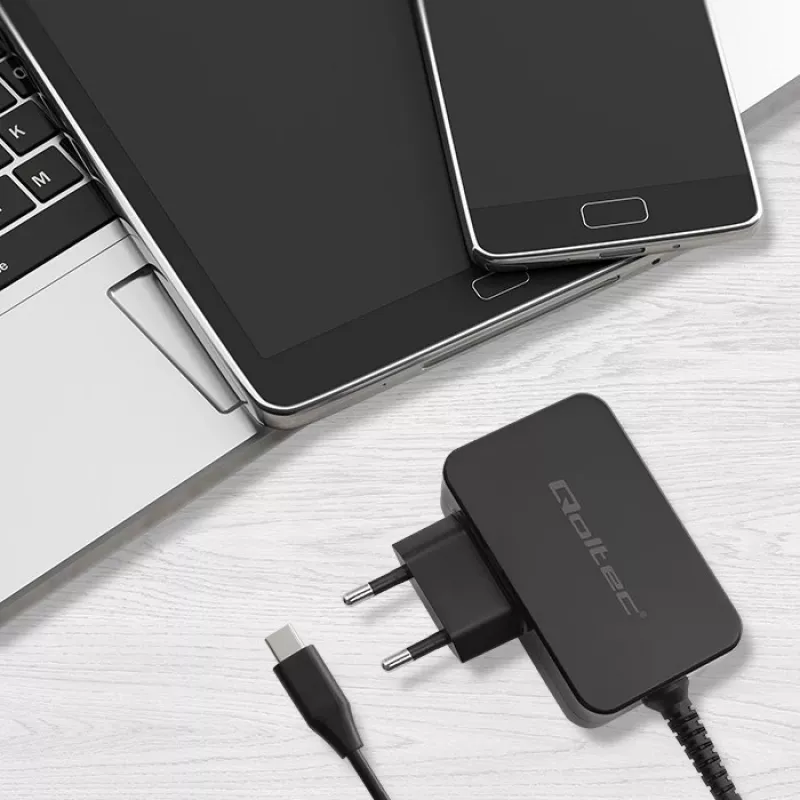 Qoltec 52386 GaN POWER PRO ładowarka | 1xUSB-C | 65W | 5-20V | 3-3.25A | Czarny