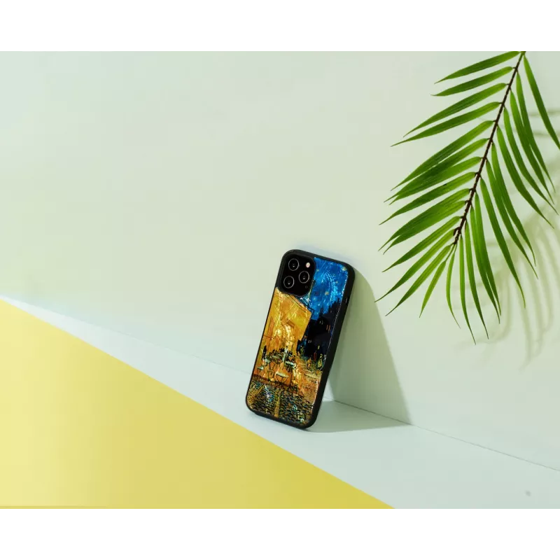Etui ochronne do telefonu iKins na Apple iPhone 12 / 12 Pro — czarne, wzór Café Terrace