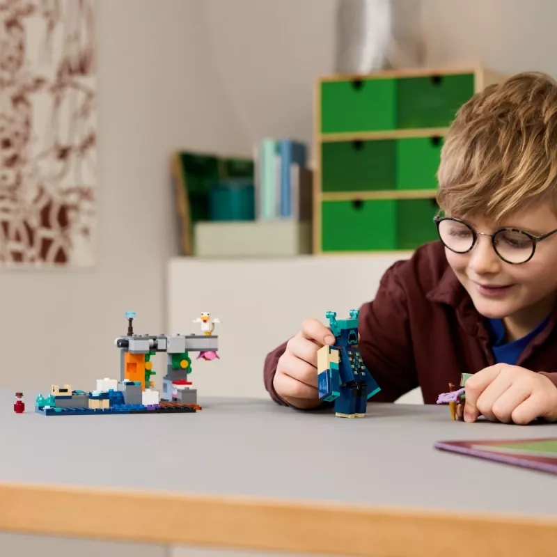 LEGO MINECRAFT 21274 Spotkanie ze strażnikiem