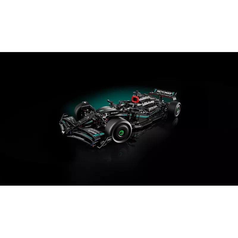 Zestaw LEGO Technic model Mercedes‑AMG F1 W14 E Performance — 1 432 elementy, zalecany wiek 18+