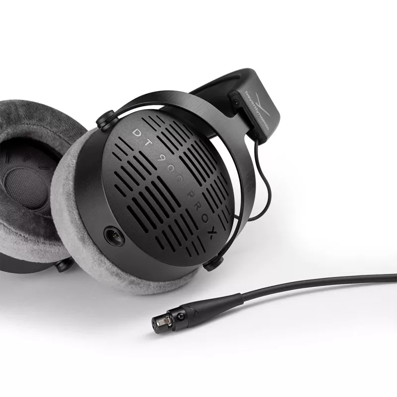 Słuchawki studyjne Beyerdynamic DT 900 Pro X — wokółuszne, przewodowe, 48 Ω, 5–40 kHz, odłączany kabel 3 m, czarne