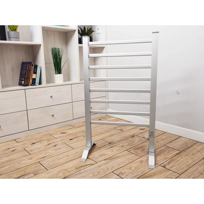 Elektryczna suszarka na pranie NOVEEN ECD25 — pojemność 25 L, 125 W, timer, aluminium, IP22, do zawieszenia