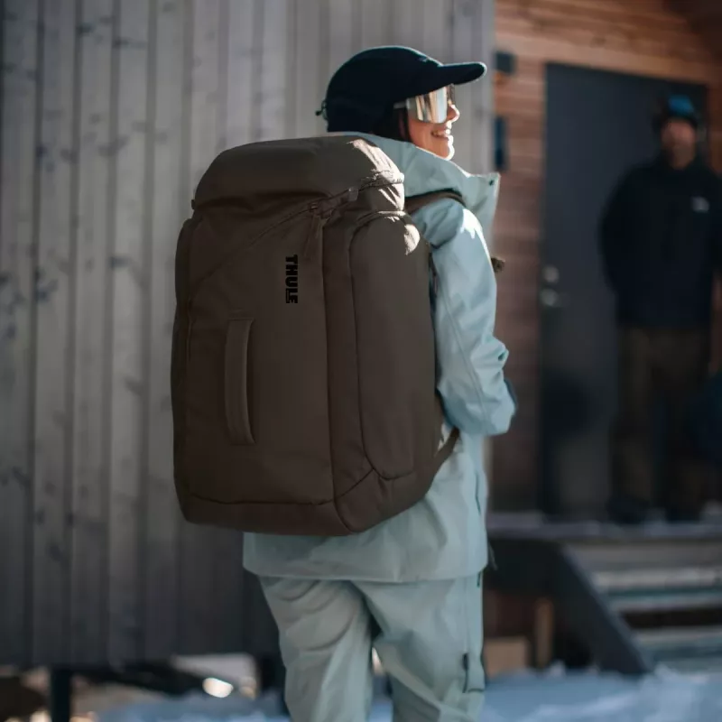 Plecak turystyczny Thule 5157 Roundtrip Rolling Ski and Snowboard Boot Backpack 60L Deep Khaki