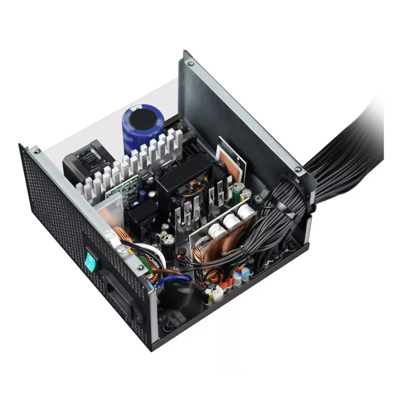 DeepCool PN750D zasilacz 750 W 20+4 pin ATX ATX Czarny