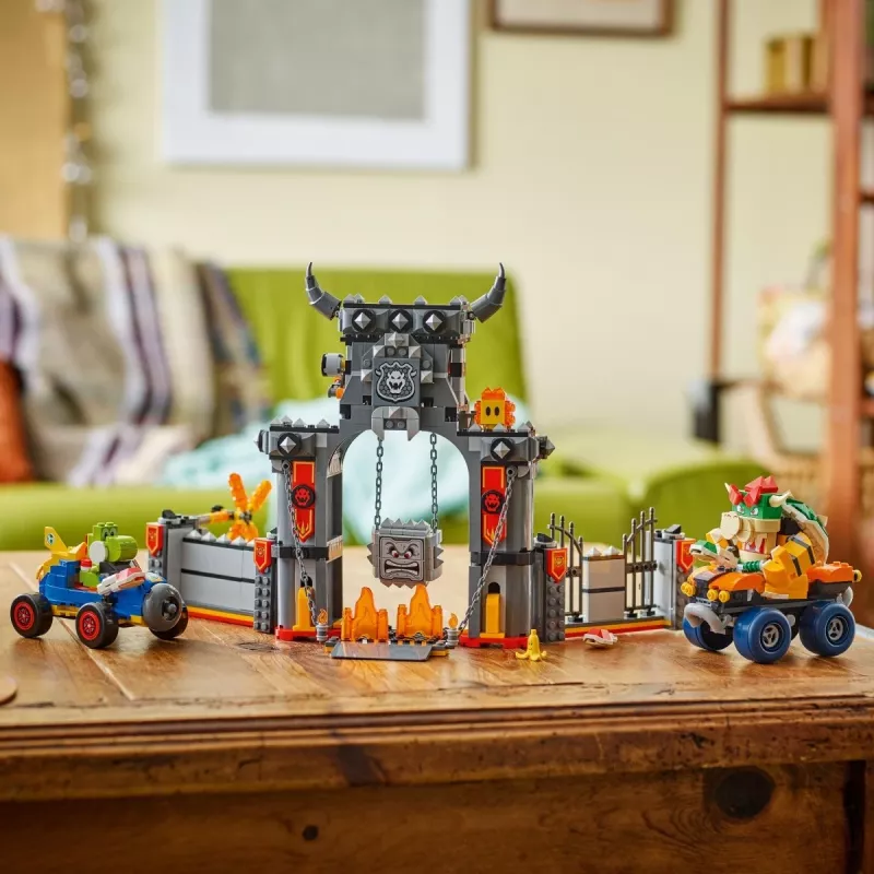 Zestaw konstrukcyjny LEGO 72039 Super Mario Twierdza Bowsera z Mario Kartem, interaktywny zestaw do zabawy
