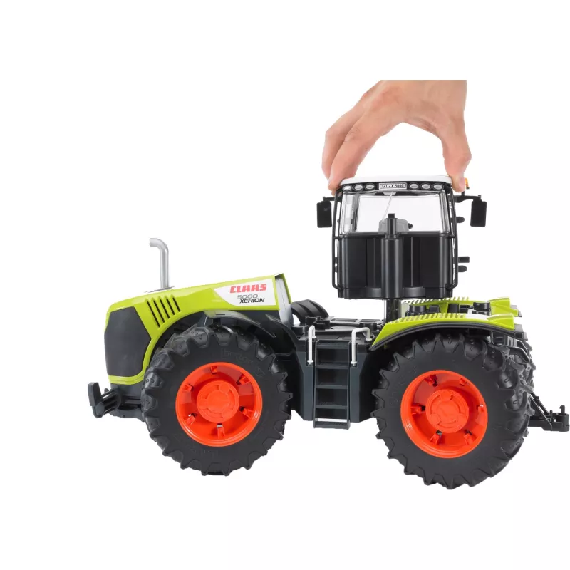 BRUDER Claas Xerion 5000