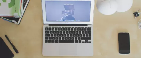 Laptop dla ucznia i studenta 2026: jak wybrać i nie przepłacić