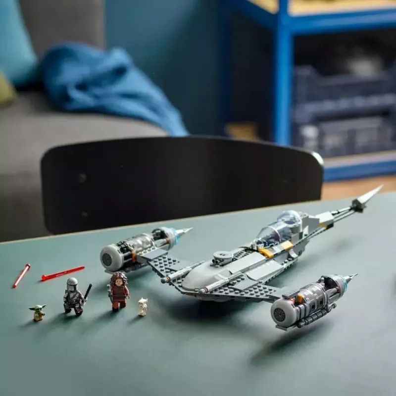 Zabawka konstrukcyjna LEGO Star Wars N-1 Starfighter z figurką The Child (Baby Yoda) 75325