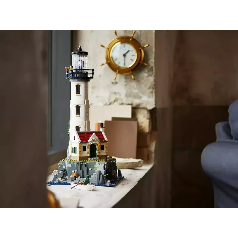 LEGO Ideas 21335 Zmechanizowana latarnia – 2065 elementów, zmotoryzowane obracające się światło, 18+