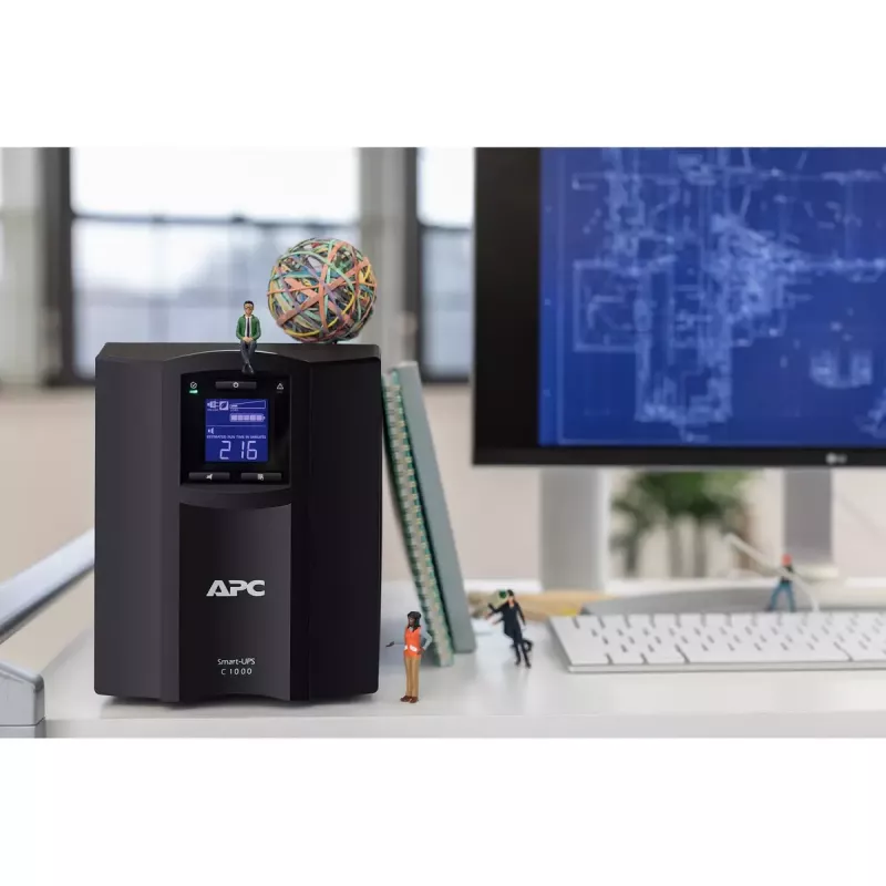 APC Smart-UPS C, Line Interactive, 1000VA, Tower, 230V, 8x IEC C13, port SmartConnect, komunikacja USB i szeregowa, AVR, wyświetlacz graficzny LCD