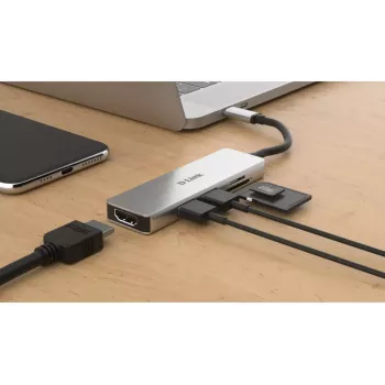 Hub USB-C 5 w 1 D-Link z HDMI i czytnikiem kart SD/microSD