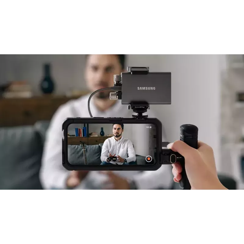 Zewnętrzny dysk SSD Samsung T7 Portable 1 TB, USB-C 3.2 Gen 2, NVMe, szyfrowanie sprzętowe AES-256, niebieski