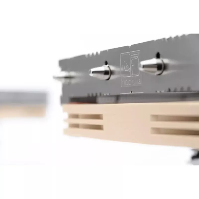 Chłodnica CPU Noctua NH-L12S — niskoprofilowa chłodnica, wentylator 120 mm, PWM, 12 V, maks. 1850 obr./min, przepływ powietrza 94,2 m³/h, kompatybilne gniazda LGA1700/1200/115x/1156 i AM4/AM5