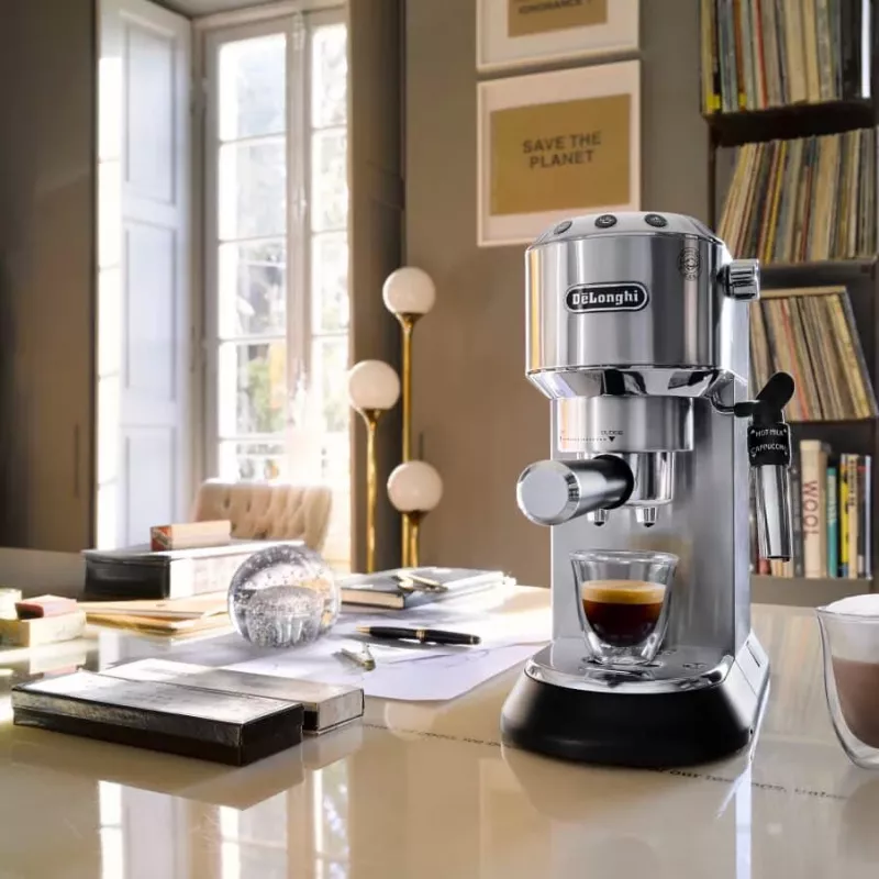 Ekspres do kawy De’Longhi Dedica Style EC685.M Półautomatyczny 1,1 L
