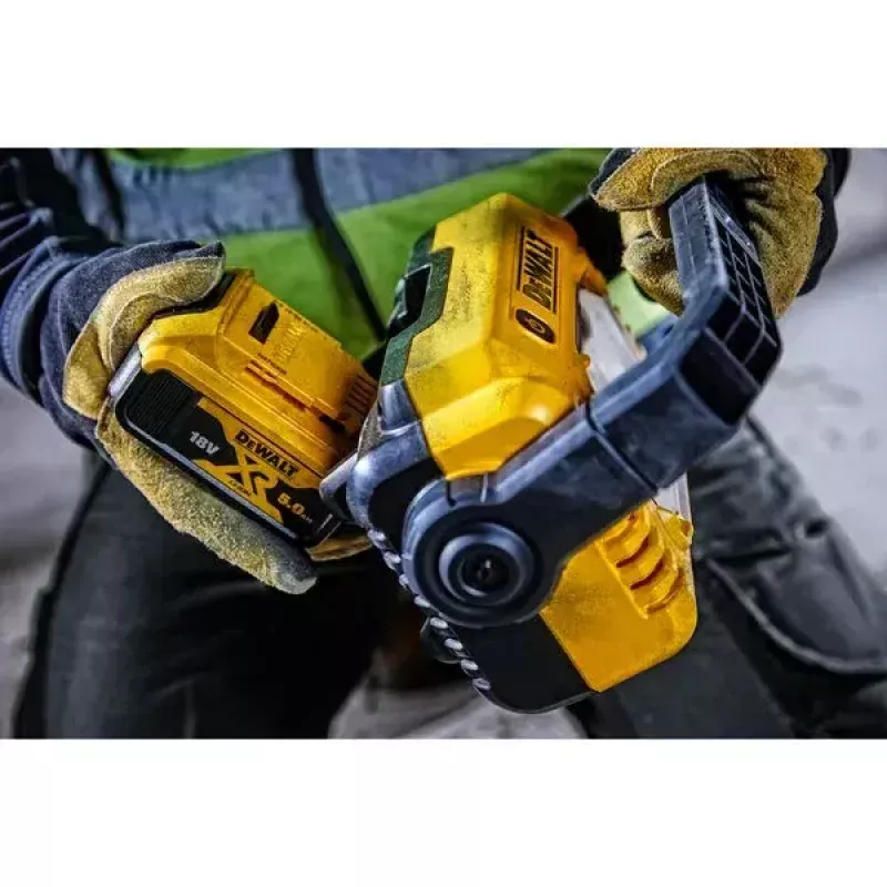 Wolnostojąca lampa robocza DeWalt DCL077-XJ, 2000 lm, IP54, akumulatorowa (akumulator sprzedawany oddzielnie)
