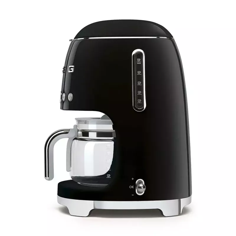 Ekspres przelewowy Smeg 1,4 L DCF02BLEU