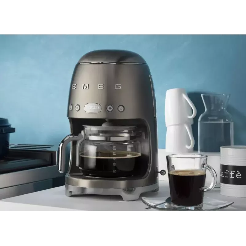 Ekspres przelewowy Smeg 1,4 L DCF02BLEU