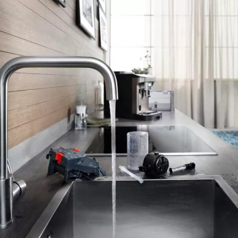 Ekspres do kawy De’Longhi Magnifica Evo ECAM290.81.TB — w pełni automatyczny, zbiornik na wodę 1,8 l, pojemnik na ziarna 250 g, 15 bar, sterowanie dotykowe