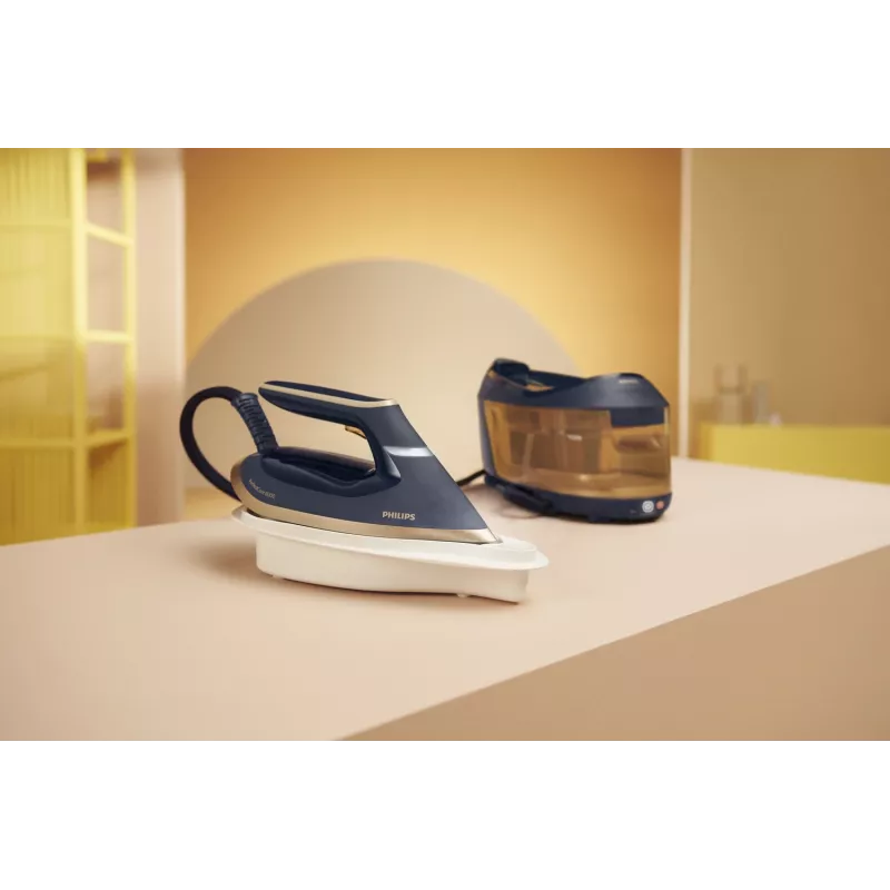 Stacja parowa Philips PSG6066/20 — 2400 W, boost 600 g/min, zbiornik 1,8 l, stopa SteamGlide Advanced