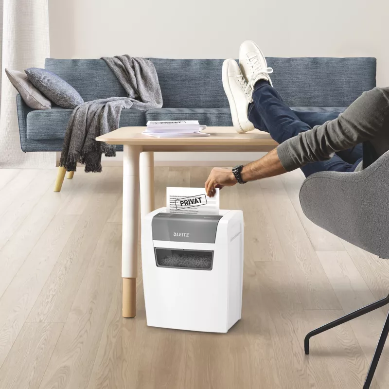 Niszczarka Leitz 80340000, cięcie na cząstki, 70 dB, 22 cm, biała