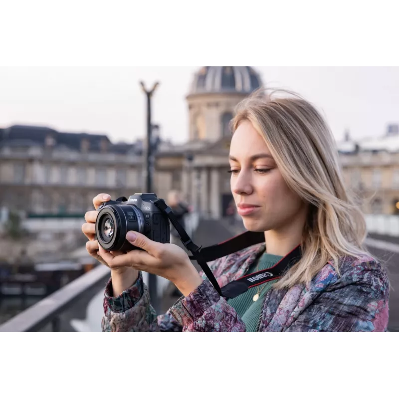 Canon EOS R8 + RF 24-50mm F4.5-6.3 IS STM Kit, 24,2 MP, 6000 x 4000 pikseli, CMOS, 4K Ultra HD, Ekran dotykowy, Czarny