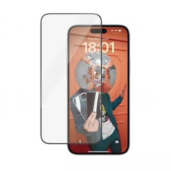 PanzerGlass ® Screen Protector iPhone 15 Plus | Ultra-Wide Fit z EasyAligner