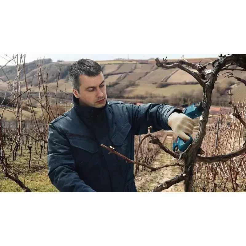 Bosch Pro Pruner Professional bezprzewodowe nożyce do trawy 2,5 cm 12 V litowo-jonowe (Li-Ion) niebieskie