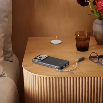 APPLE Beats iPhone 17 Pro - Etui z podstawką z MagSafe i obsługą aparatu - Granite szary