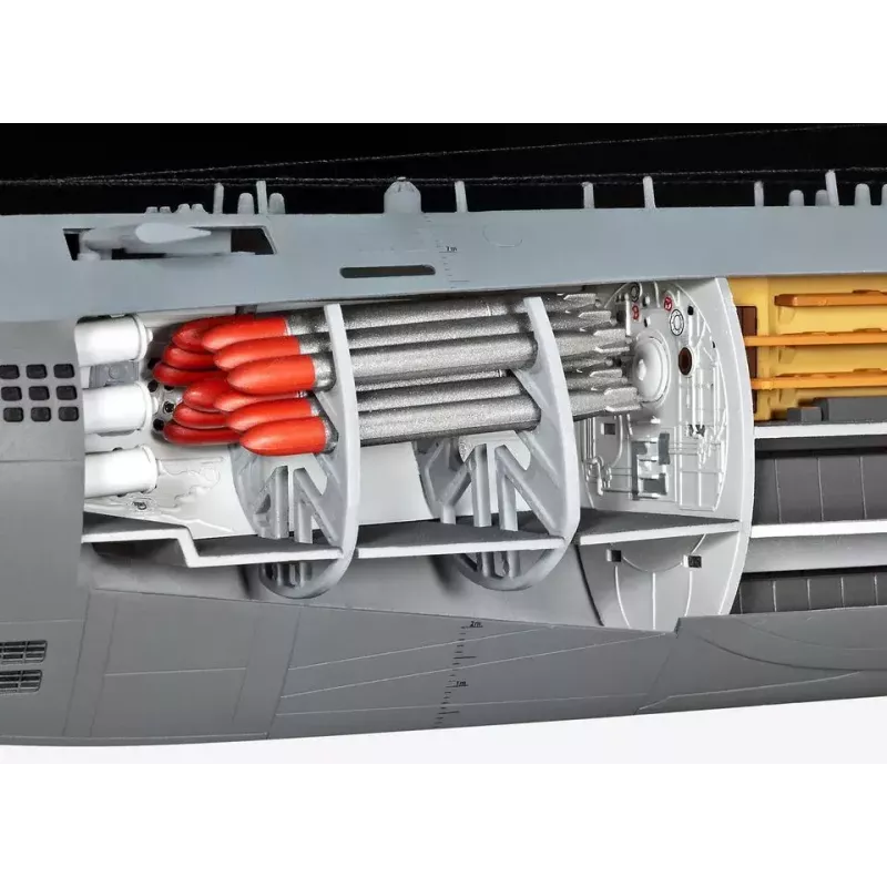 Model łodzi podwodnej Revell U-Boot Typ XXI U 2540 &Interieur