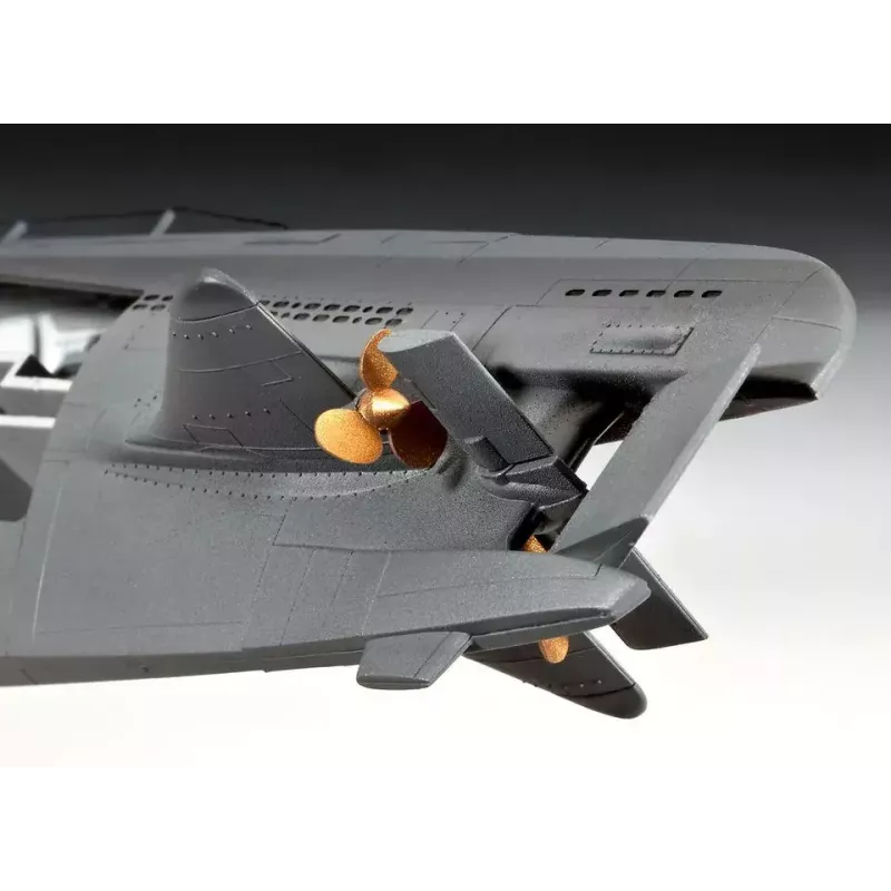 Model łodzi podwodnej Revell U-Boot Typ XXI U 2540 &Interieur