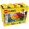 Zestaw konstrukcyjny LEGO Classic 10698 — 790 elementów, wielokolorowy, 33 kolory, zawiera zielone płyty bazowe i akcesoria