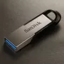 WESTERN DIGITAL SanDisk Ultra Flair - 256GB pendrive USB - USB 3.0 - czarny / srebrny