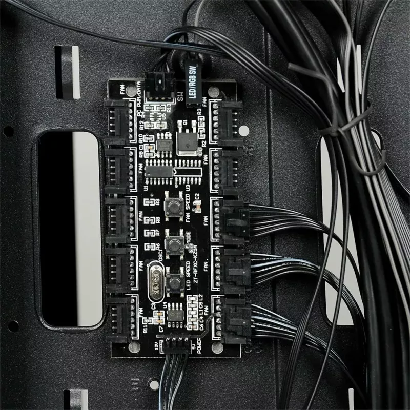 Obudowa PC IBOX Chiron ZH68 Gaming, ATX Midi-Tower, obsługa EATX, czarna, okno boczne, podświetlenie