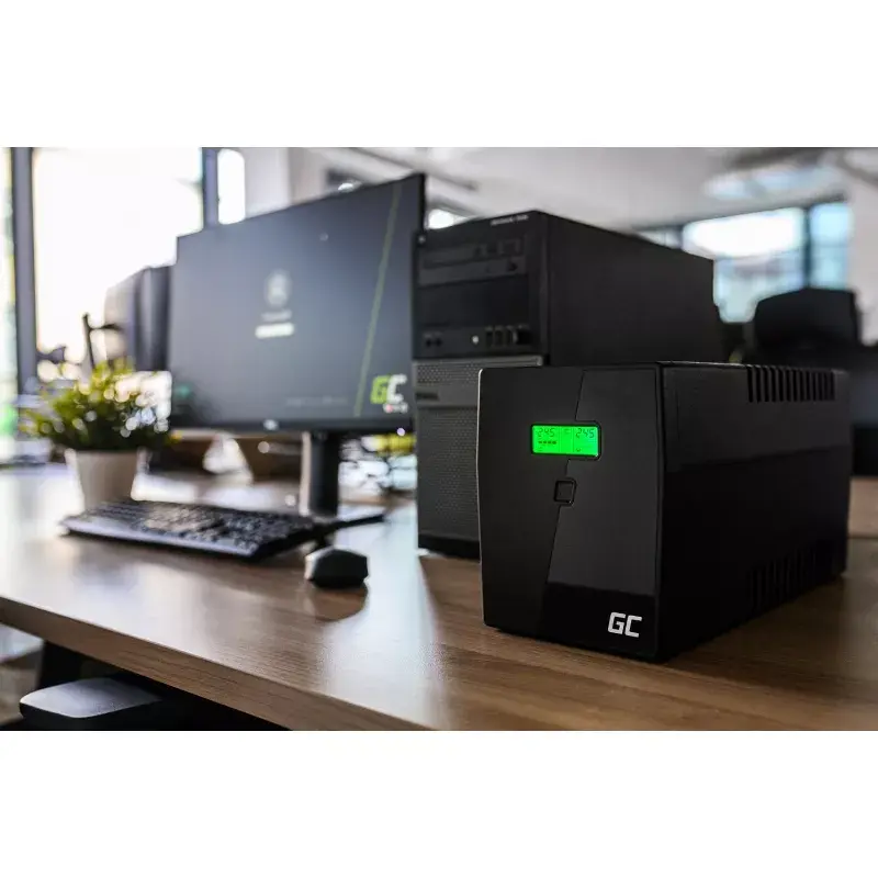 Zasilacz bezprzerwowy zielony Cell UPS08 — Line-Interactive 700 W / 230 V, 4× gniazda IEC, USB, RJ-45, akumulator 12 V 7 Ah, wieża, czarny